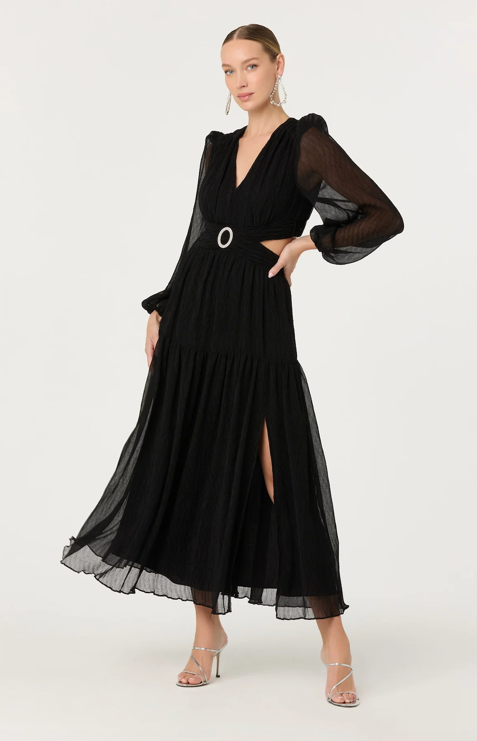 ASTR the Label | Klarissa V-Neck Cutout Maxi Dress in Black ASTR the Label | Klarissa V-Neck Cutout Maxi Dress in Black
