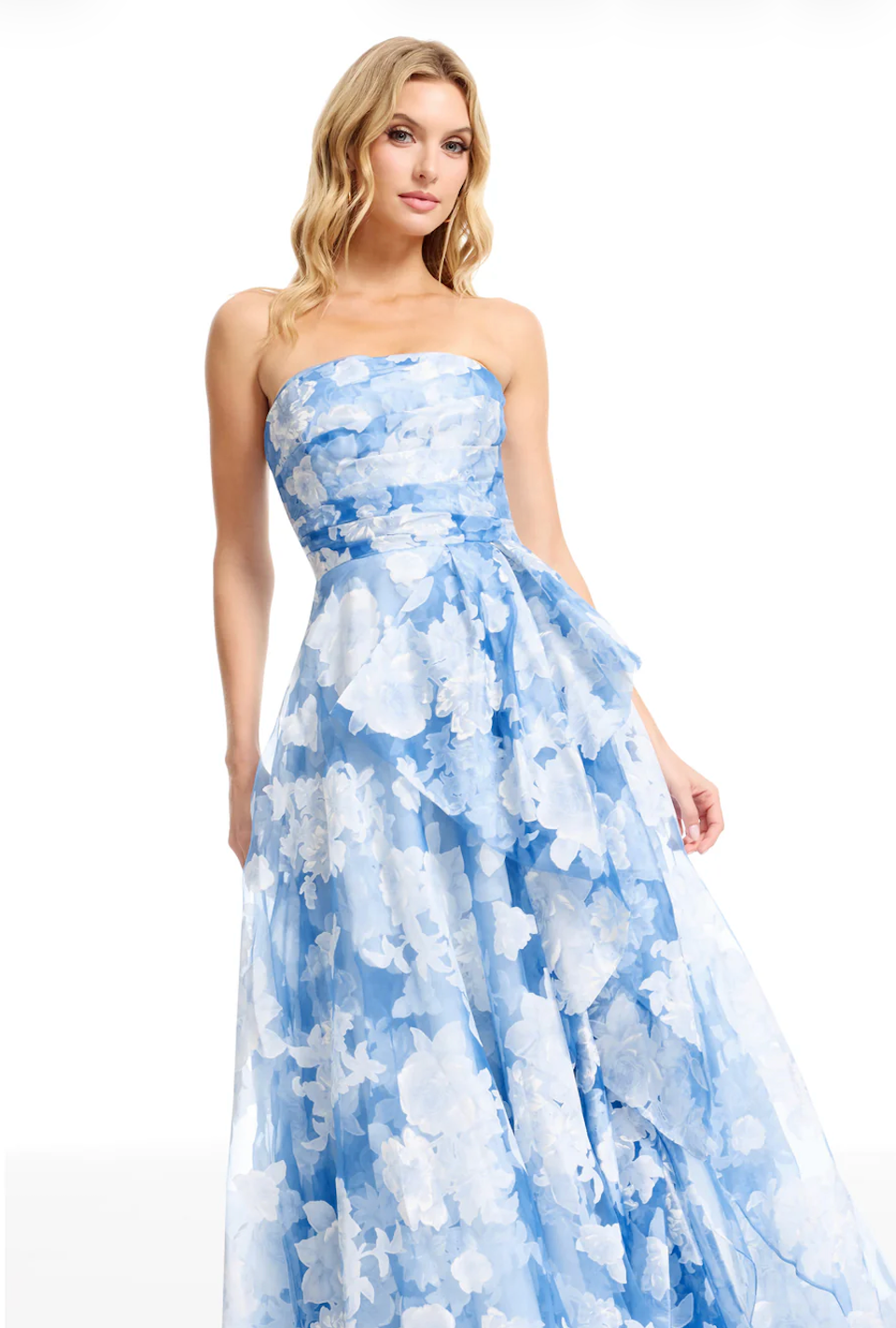 dress the population gown Lillian Maxi Dress with a flattering V Dress the Population Leandra Chiffon