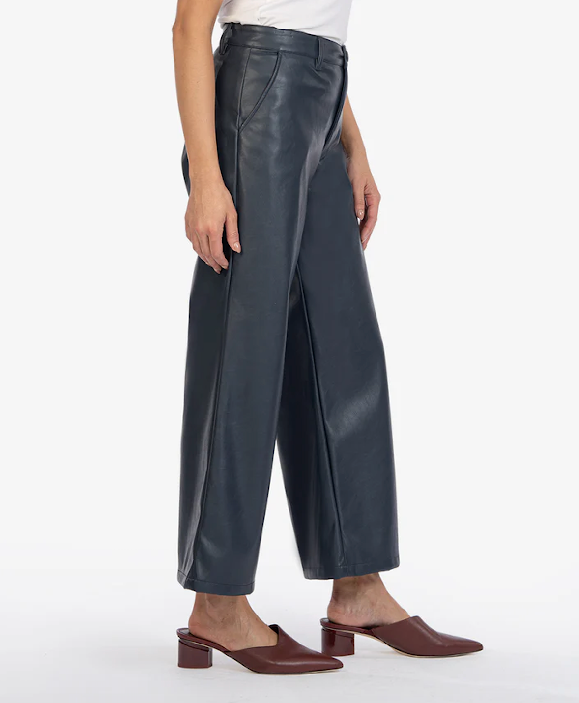 KUT FROM THE KLOTH AUBRIELLE HIGH RISE WIDE LEG COATED TROUSER IN NAVY