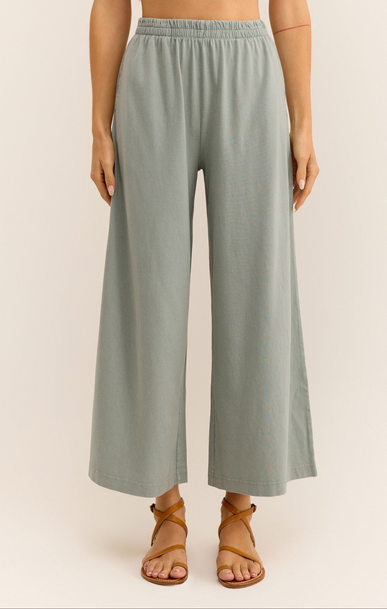 Z SUPPLY SCOUT JERSEY FLARE PANT IN HARBOR GRAY