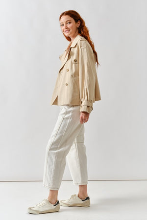 HARPER CROPPED TRENCH JACKET IN TAN
