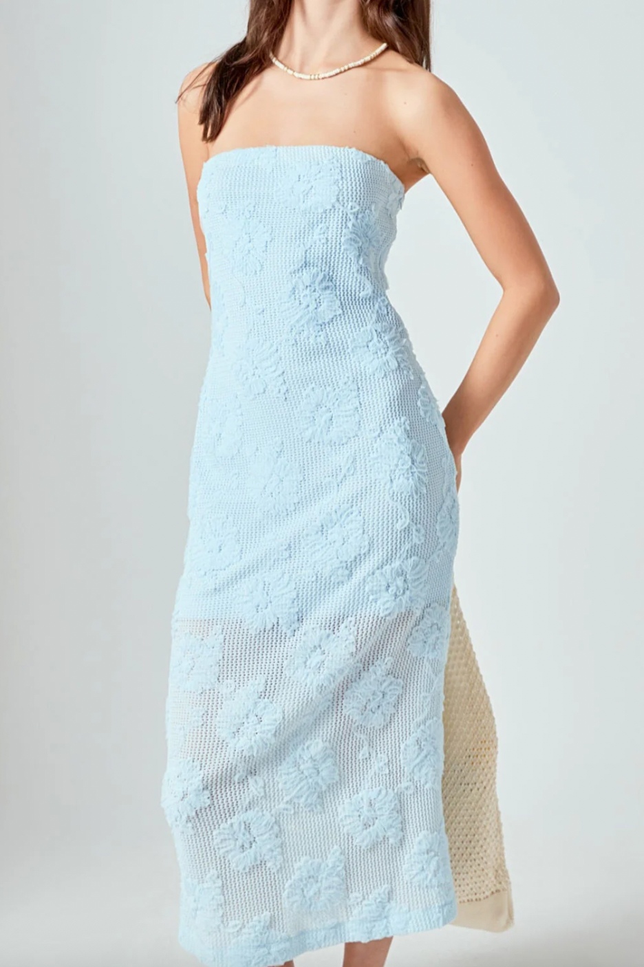 MESH EMBROIDERED MIDI STRAPLESS DRESS IN POWDER BLUE