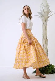 BROOKS AVE ARCHED SKIRT IN ORANGE AZALEA