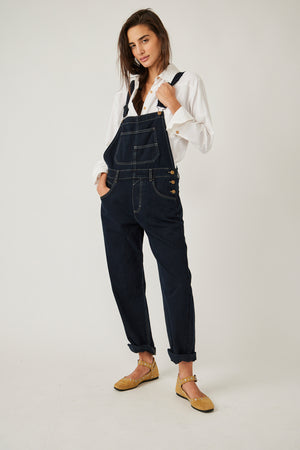 FREE PEOPLE ZIGGY DENIM OVERALL IN BLUE BLACK