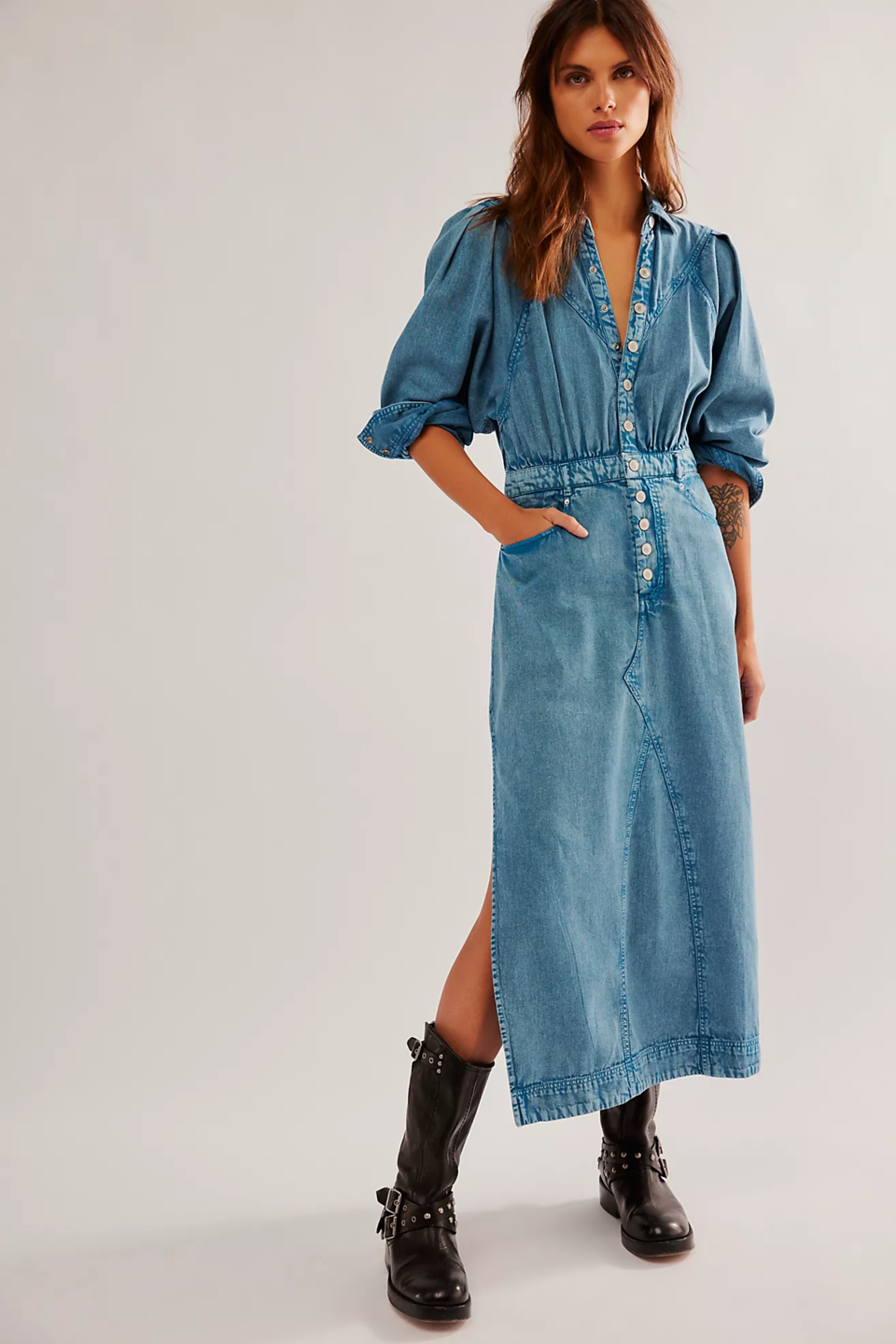 FREE PEOPLE MAD LOVE DENIM MIDI DRESS IN SKYFALL