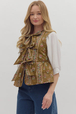 ELOWEN VEST IN FLORAL BROWN