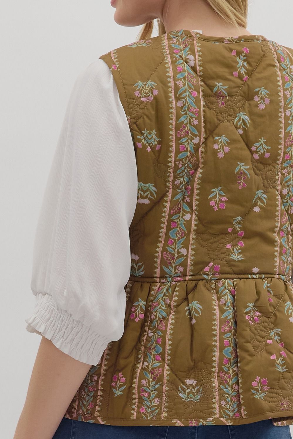 ELOWEN VEST IN FLORAL BROWN