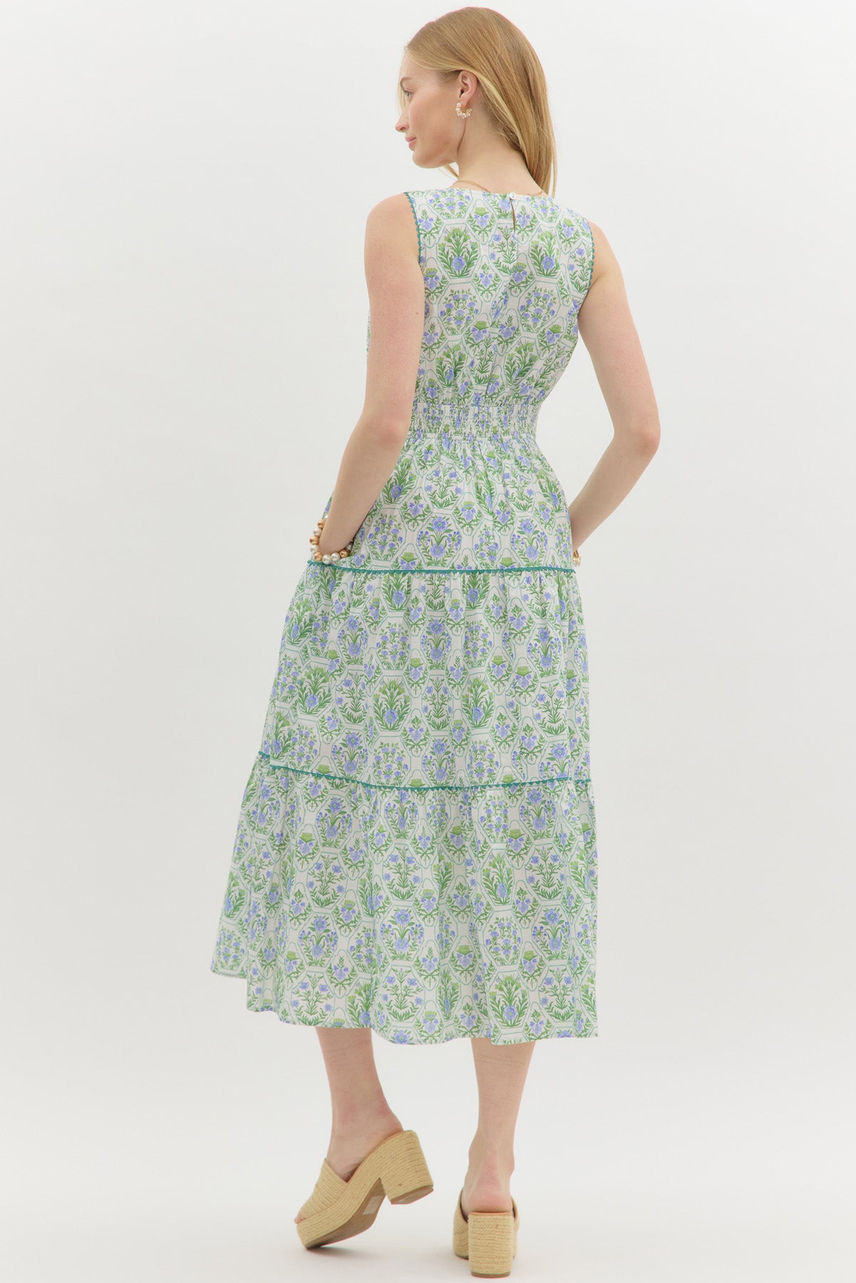 IVY GARDEN TIERED MIDI DRESS IN GREEN