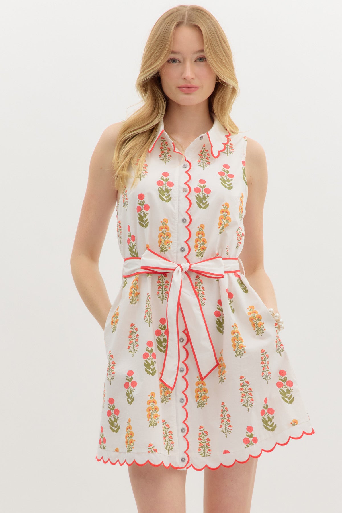 FLORAL SCALLOPED MINI DRESS