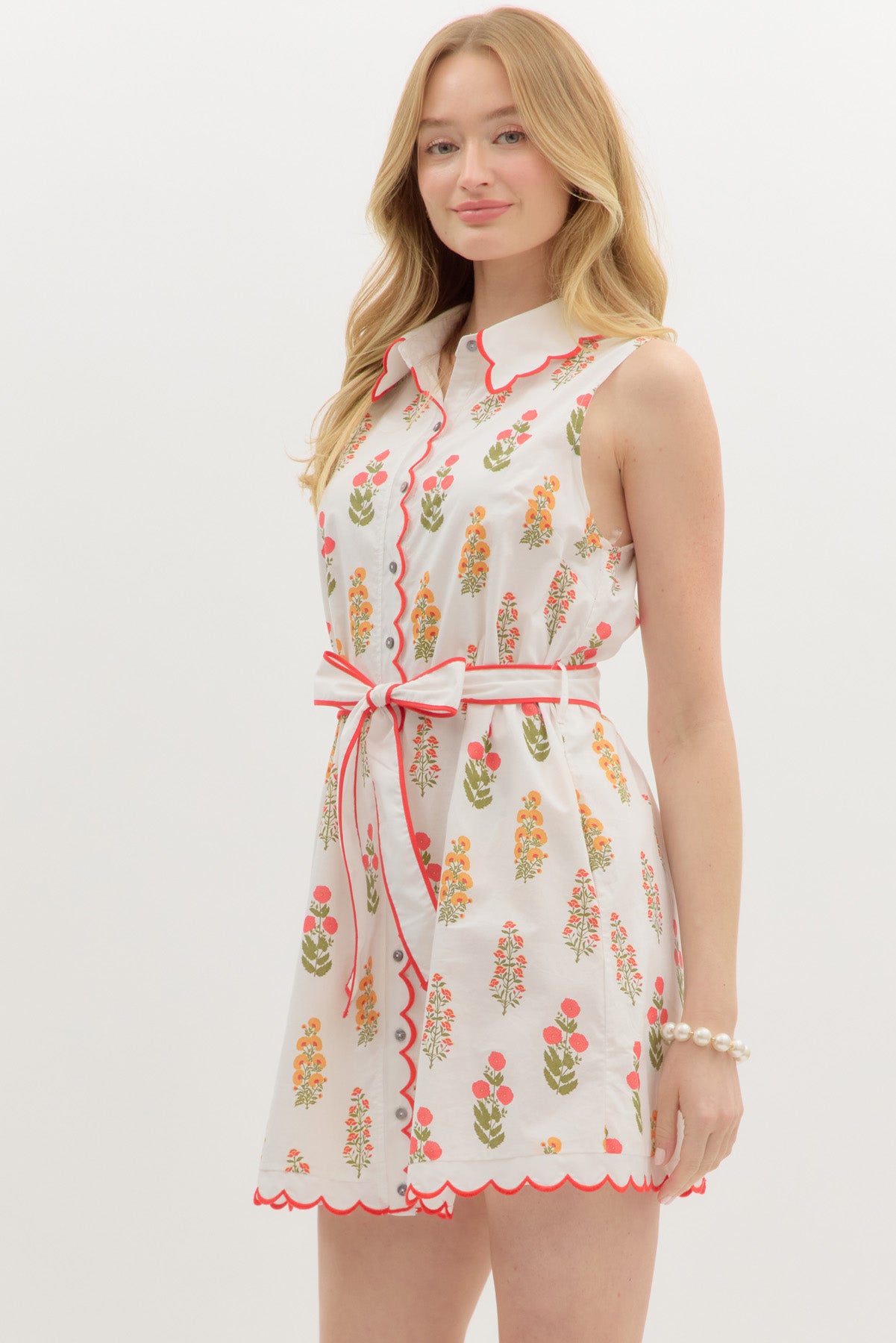 FLORAL SCALLOPED MINI DRESS