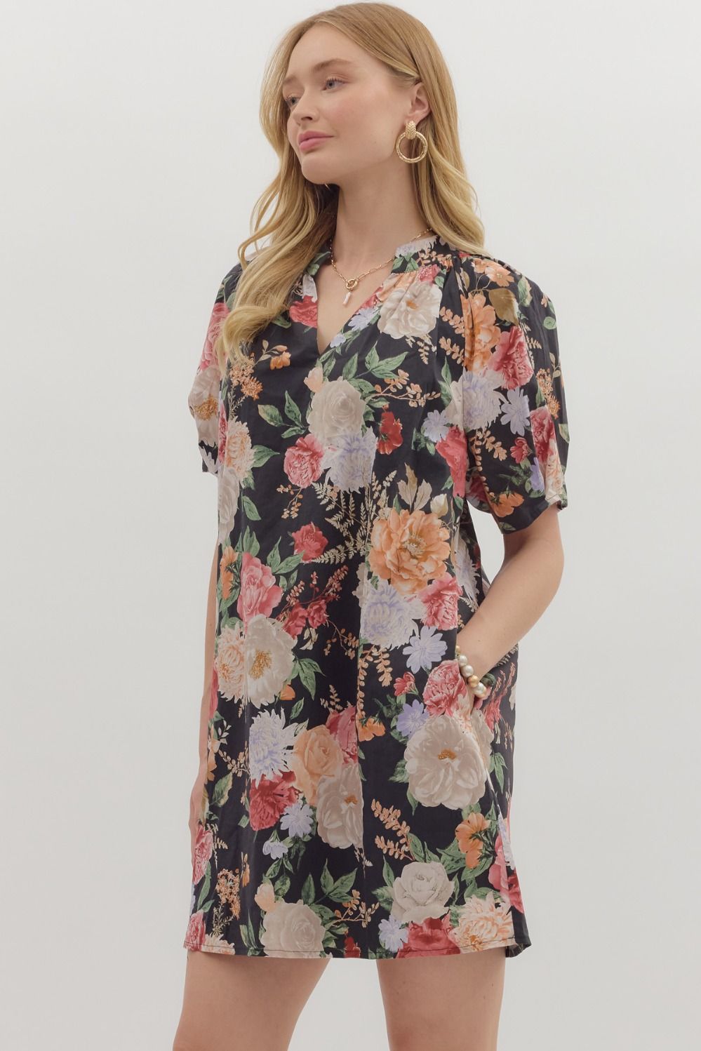 JULIETTE FLORAL SHIFT DRESS IN BLACK