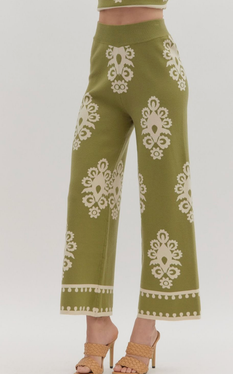 KNIT DAMASK PATTERN PANTS IN OLIVE