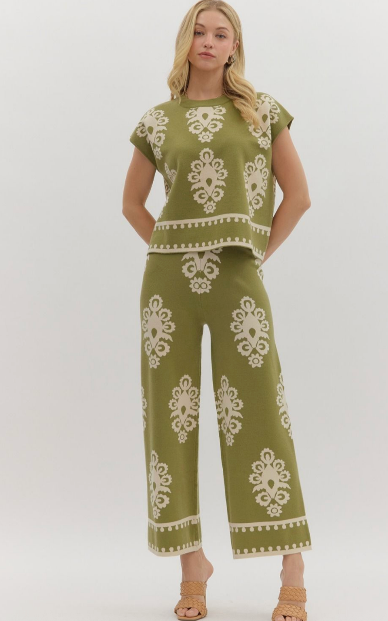KNIT DAMASK PATTERN PANTS IN OLIVE
