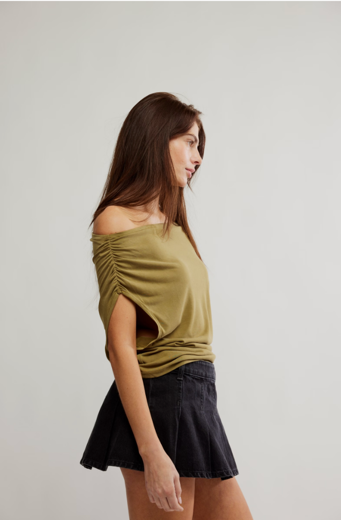 FREE PEOPLE BLAKE KNIT TOP IN GREEN MOSS