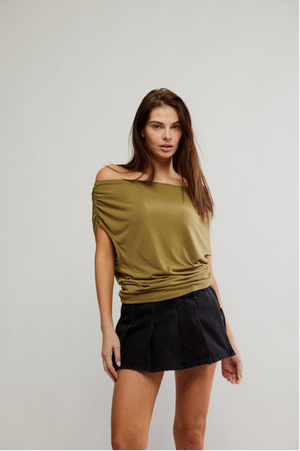 FREE PEOPLE BLAKE KNIT TOP IN GREEN MOSS
