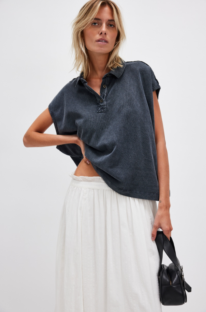 FREE PEOPLE KEEP ON POLO IN WASHED BLACK