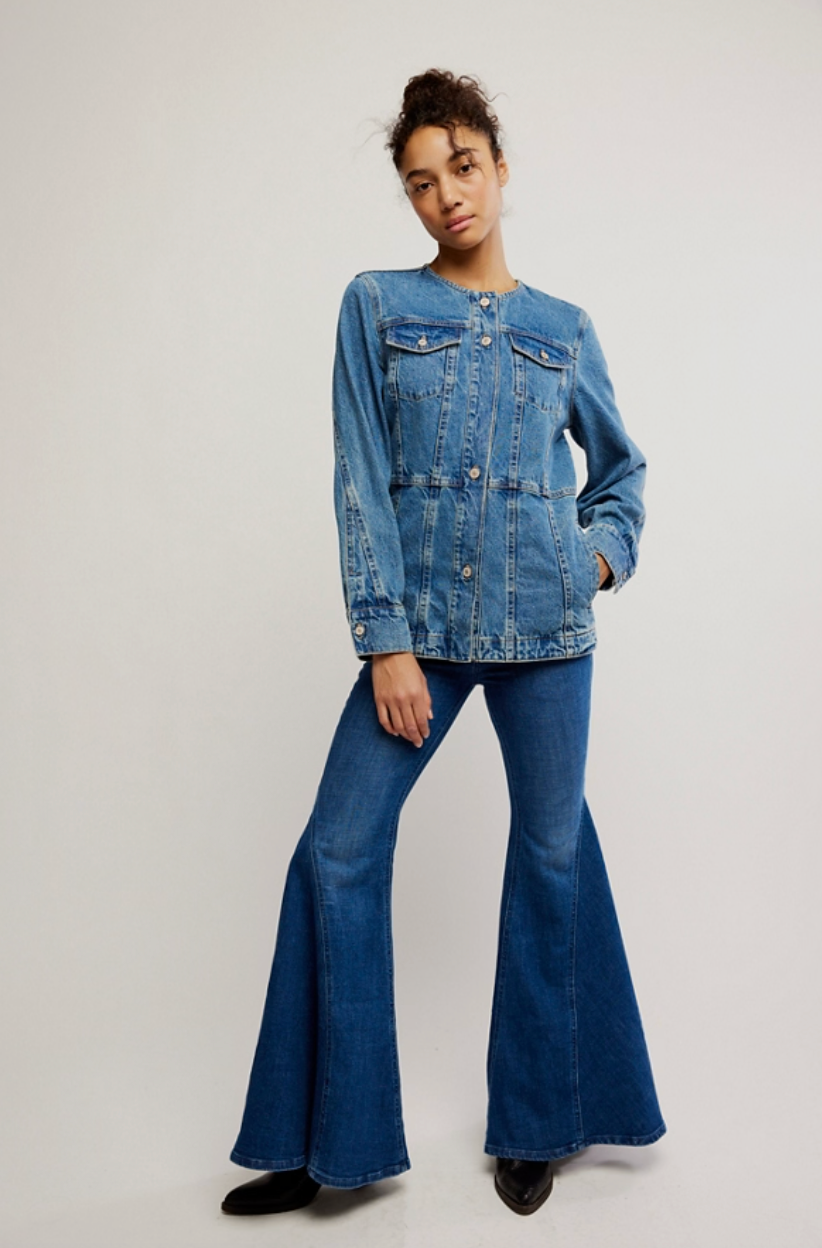 FREE PEOPLE LULA DENIM JACKET IN RIVER BLUES
