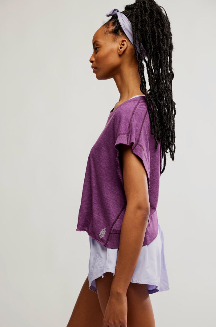 FREE PEOPLE MY TIME TEE IN BLACK CHERRY