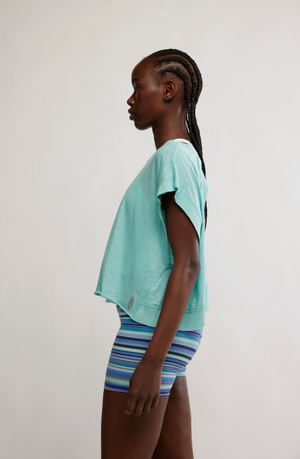 FREE PEOPLE MY TIME TEE IN BLUE WAVE