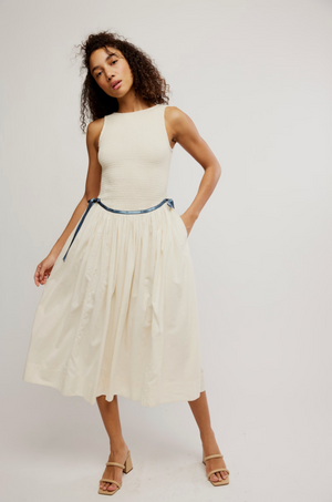 FREE PEOPLE NIGHTINGALE SOLID MIDI IN TEA NAVY COMBO