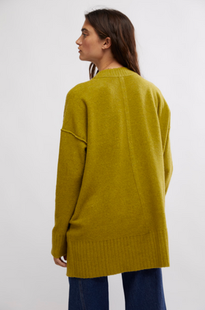 FREE PEOPLE PHOEBE PULLOVER IN AVOCADO OIL