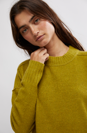 FREE PEOPLE PHOEBE PULLOVER IN AVOCADO OIL