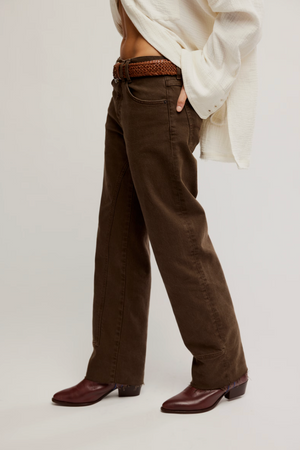 FREE PEOPLE RISK TAKER MID RISE STRAIGHT IN WORKWEAR BROWN
