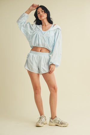 LIGHTWEIGHT GINGHAM PRINT JACKET IN BLUE