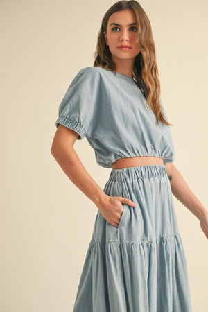 SHORT SLEEVE BALLON BODY DENIM TOP IN LIGHT DENIM