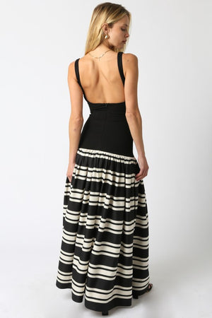 ELARA MAXI DRESS IN BLACK AND WHITE