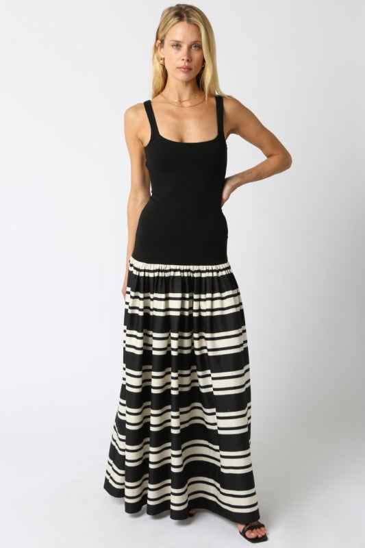 ELARA MAXI DRESS IN BLACK AND WHITE