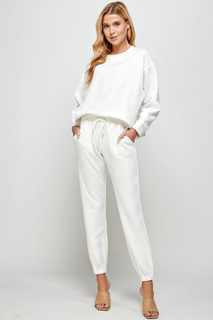 GRACE TEXTURED SWEATSHIRT IN WHITE