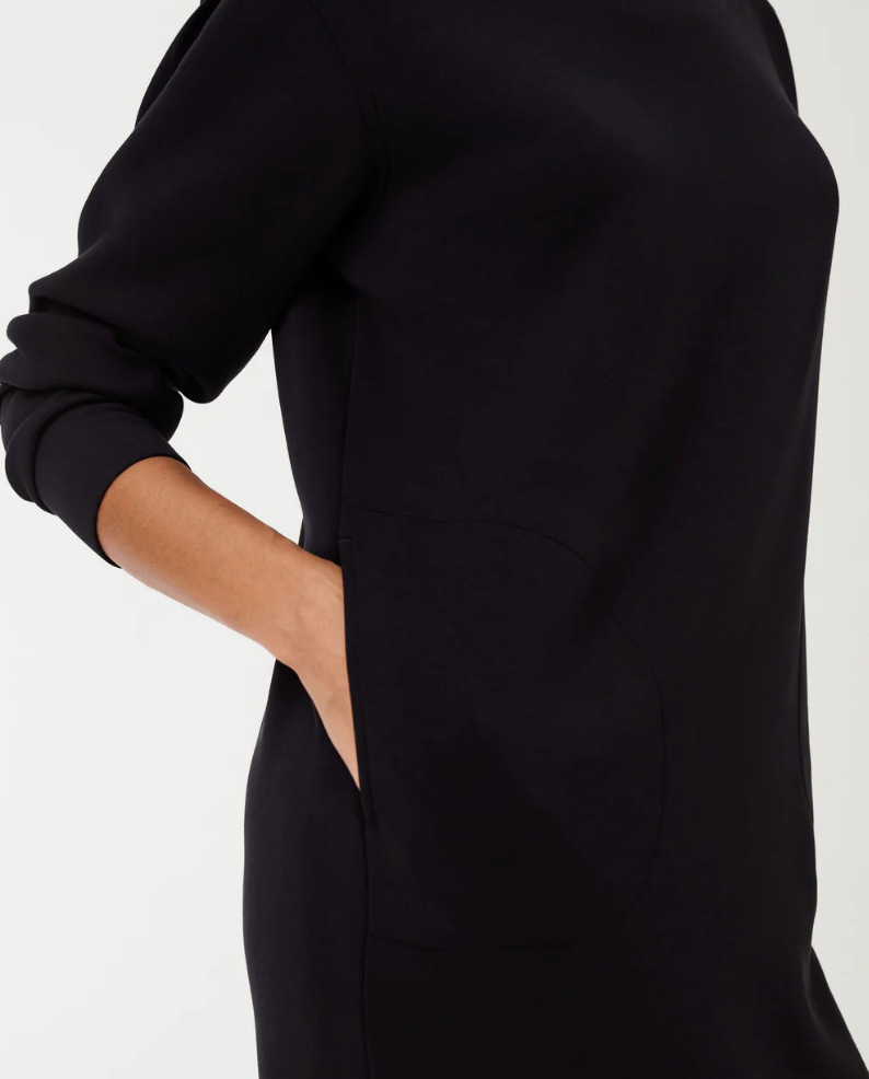 SPANX AIRESSENTIALS CREWNECK DRESS IN BLACK