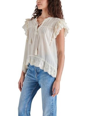 STEVE MADDEN BELLAMY TOP IN IVORY