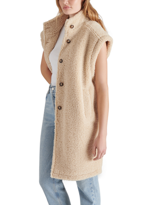 STEVE MADDEN BENTI VEST IN NATURAL