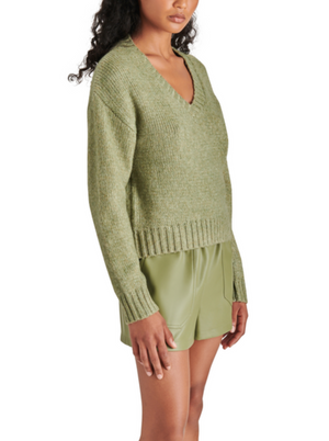 STEVE MADDEN HOUSTON SWEATER IN DUSTY OLIVE