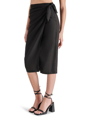 STEVE MADDEN ISADORA SKIRT IN BLACK