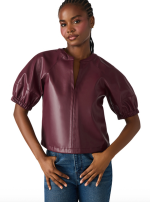 STEVE MADDEN ROXANNE TOP IN WINE