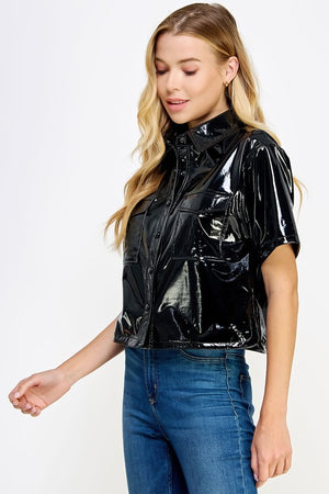 ELLIE PATENT CROPPED BUTTON FRONT SHIRT IN BLACK