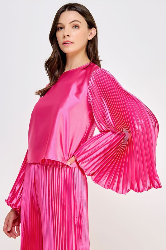 LEIGH SATIN PLEATED TOP IN HOT PINK