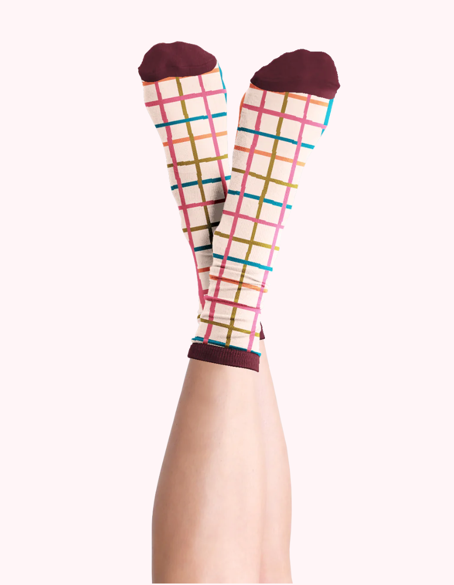 PRETTY PLAID SOCKS