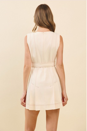 SLEEVELESS PLEATED MINI DRESS IN CREAM