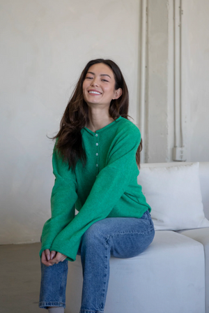 PIPER CARDIGAN IN KELLY GREEN