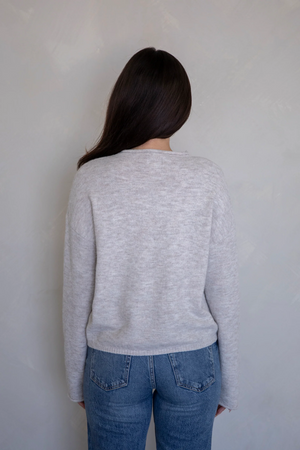 THINGS BETWEEN PIPER HENLEY PULLOVER IN HEATHER OAT