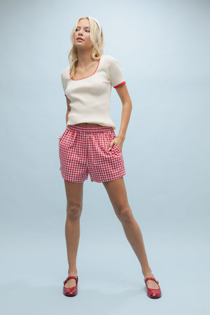 CLOVER GINGHAM SHORTS IN RED
