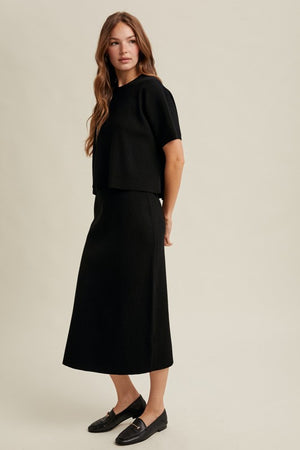 RIBBED KNIT SWEATER TOP AND SKIRT SET IN BLACK
