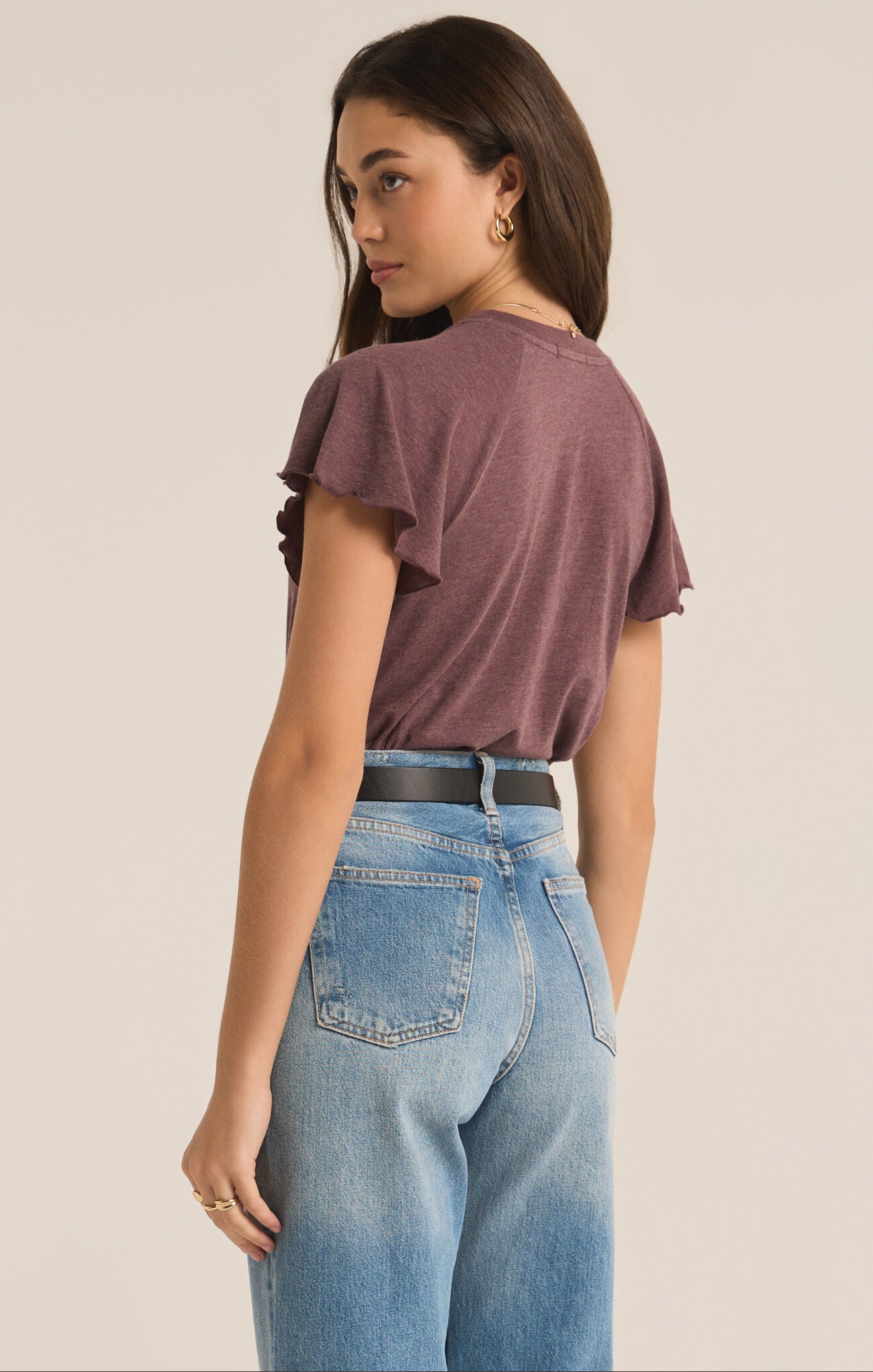 Z SUPPLY ABBY FLUTTER TEE IN COCOA BERRY