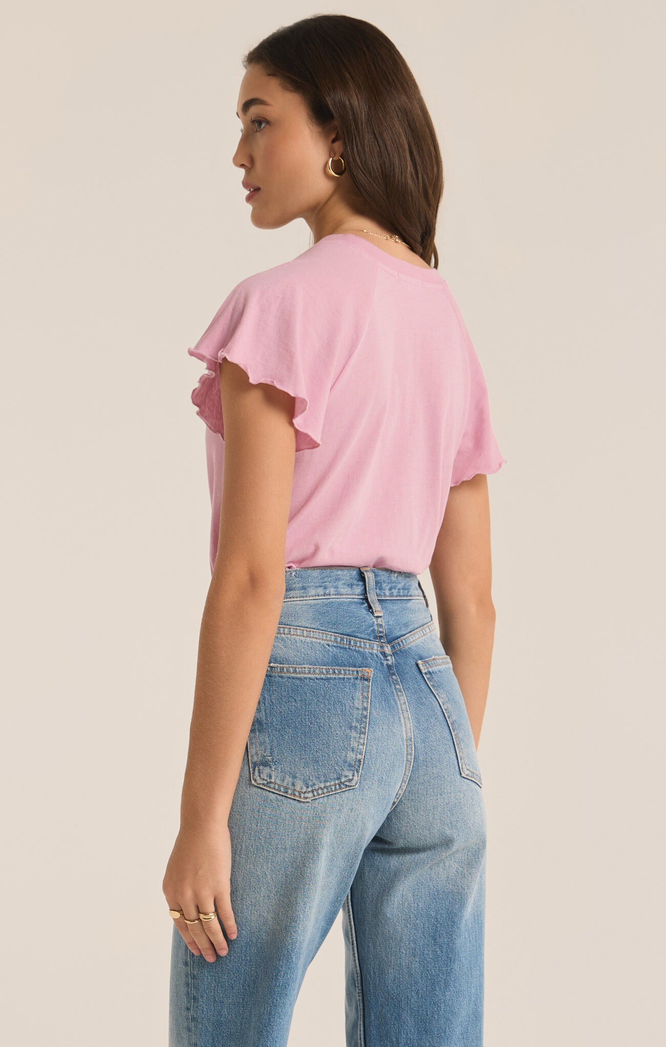 Z SUPPLY ABBY FLUTTER TEE IN SUNSET MAUVE