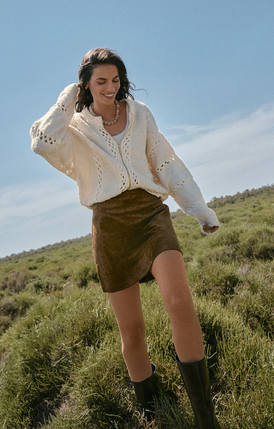 Z SUPPLY CIERA FAUX SUEDE MINI SKIRT IN COCONUT