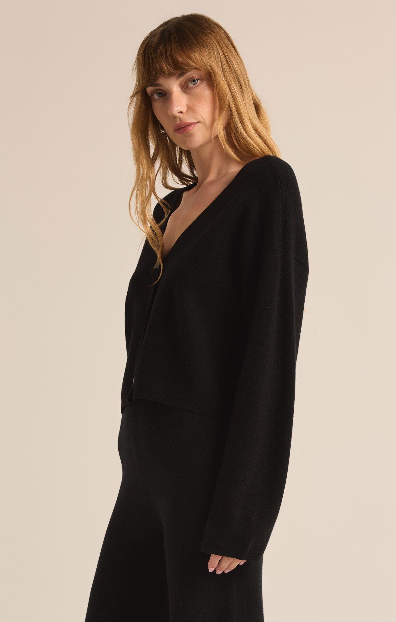 Z SUPPLY ESTELLE CARDIGAN IN BLACK